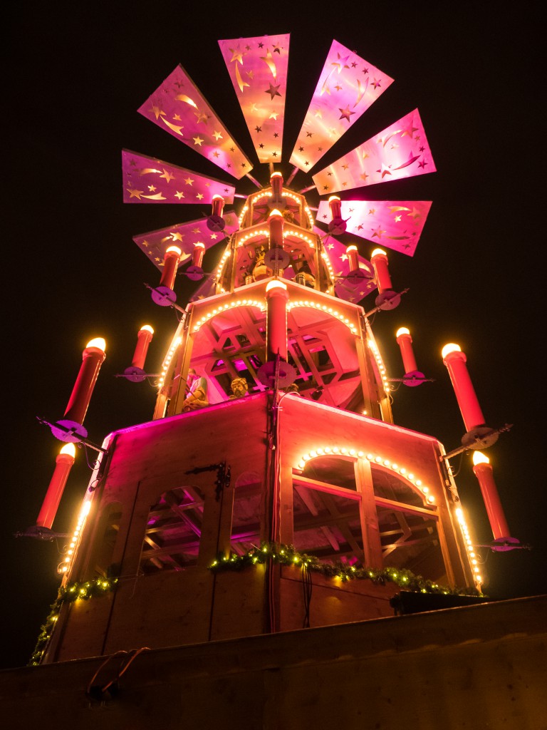 Weihnachtsmarkt  am Wasserturm in Mannheim