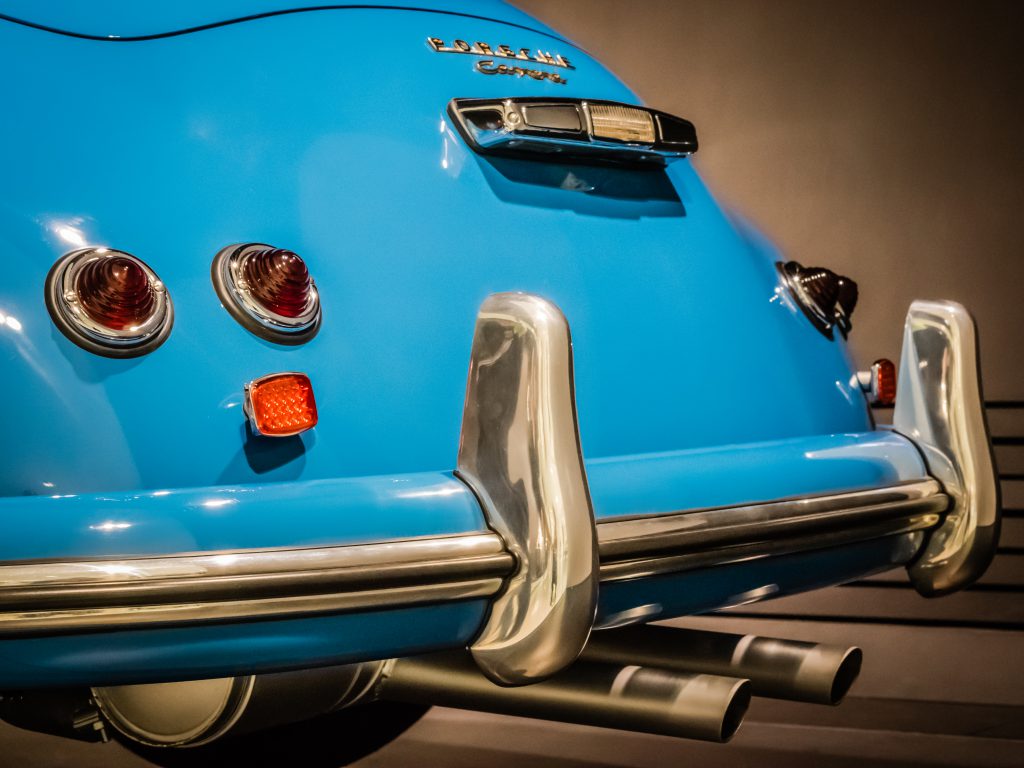 Porsche 911 Carrera
